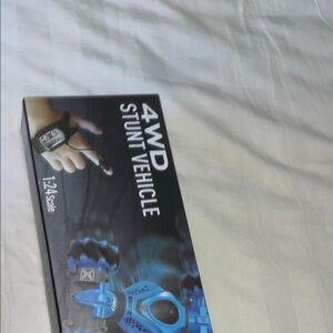 4WD Stunt Vehicle with Remote Control